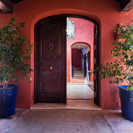 Andalucia Atlantida, Casa Con Piscina Privada بيت للعطل